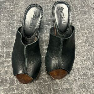 Charles david platform pre owned condition